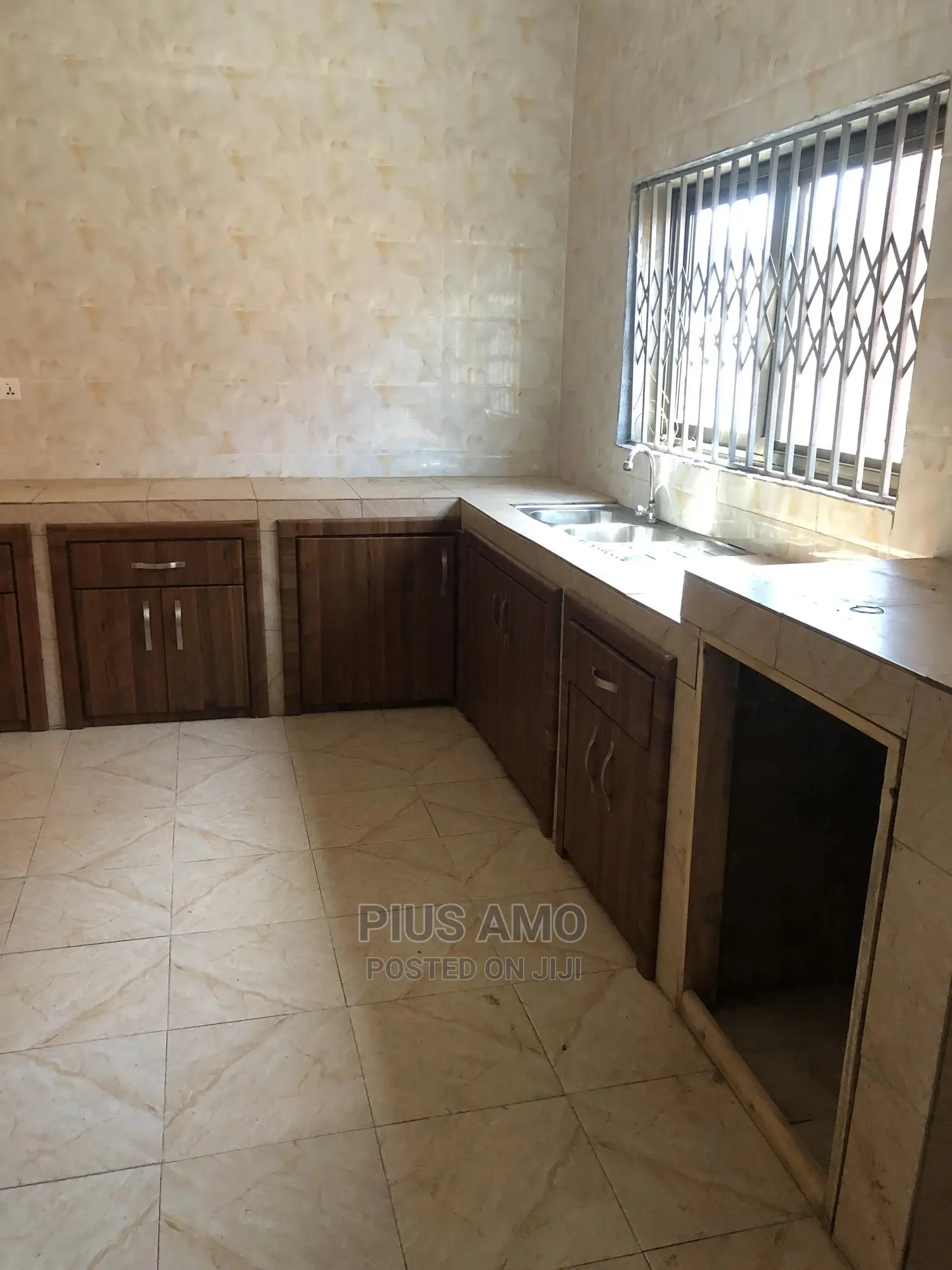 2bdrm Apartment in Teshie for rent