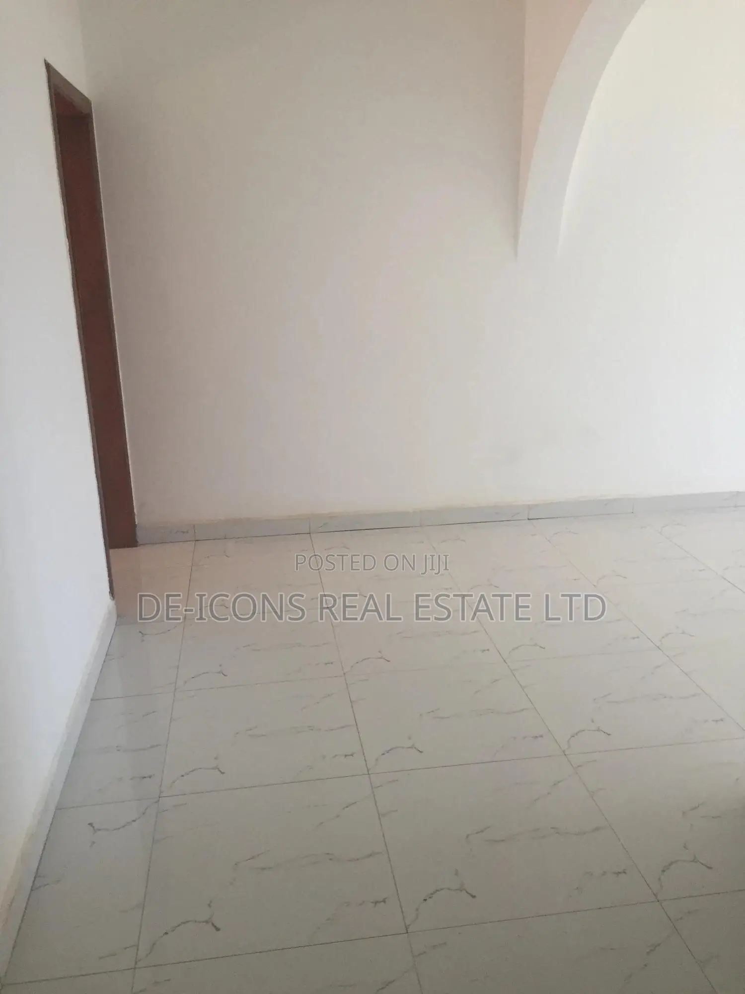 2bdrm Duplex in De-Icons Real, Ga South Municipal for rent