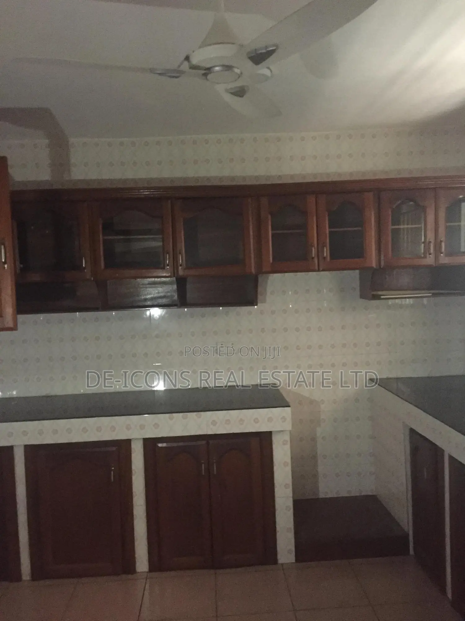 2bdrm Duplex in De-Icons Real, Ga South Municipal for rent