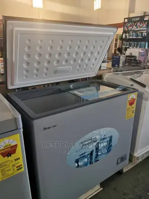Powerful Innova Chest Freezer 200L