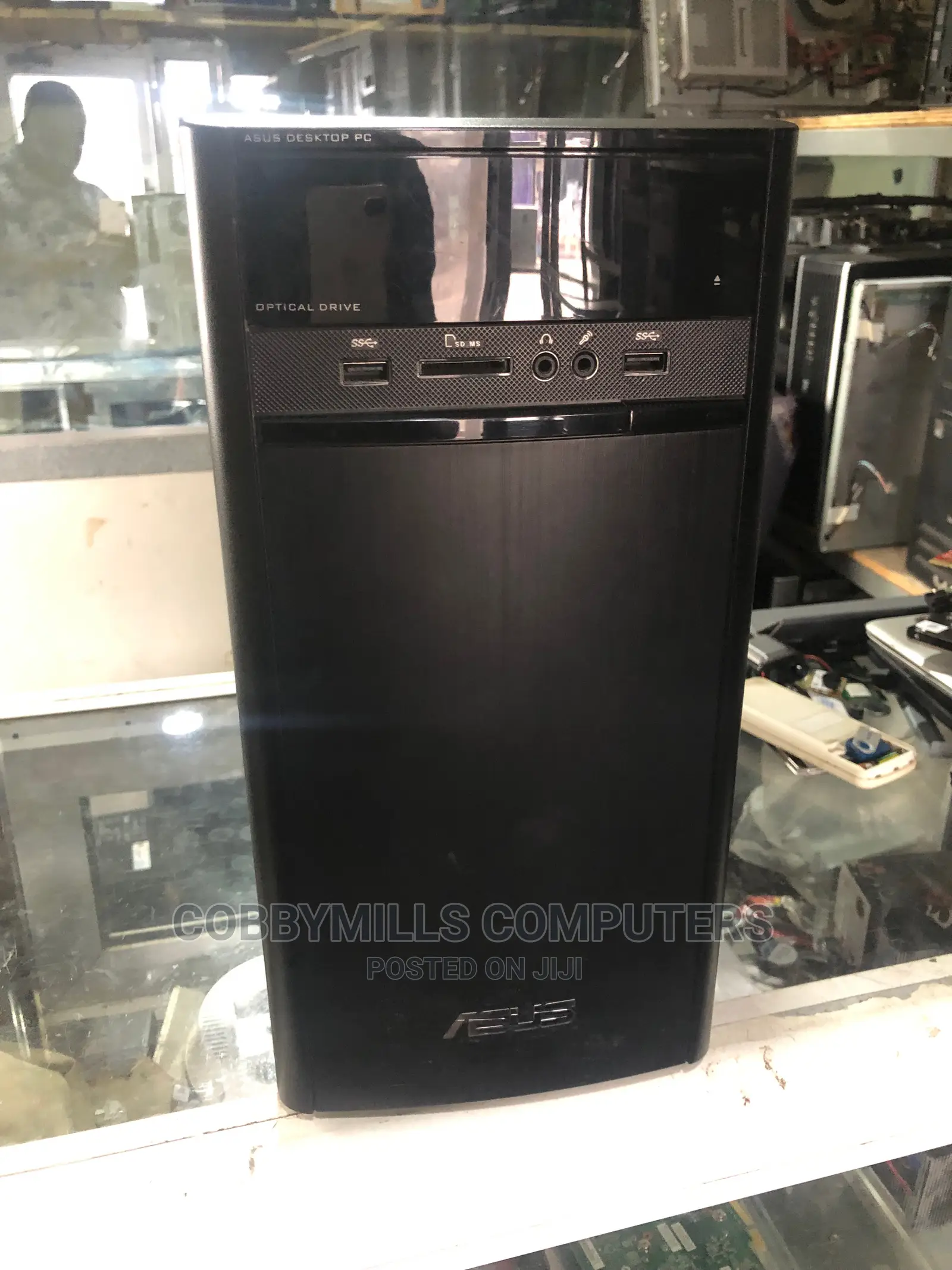 Desktop Computer Asus 8GB Intel Core I5 HDD 1T