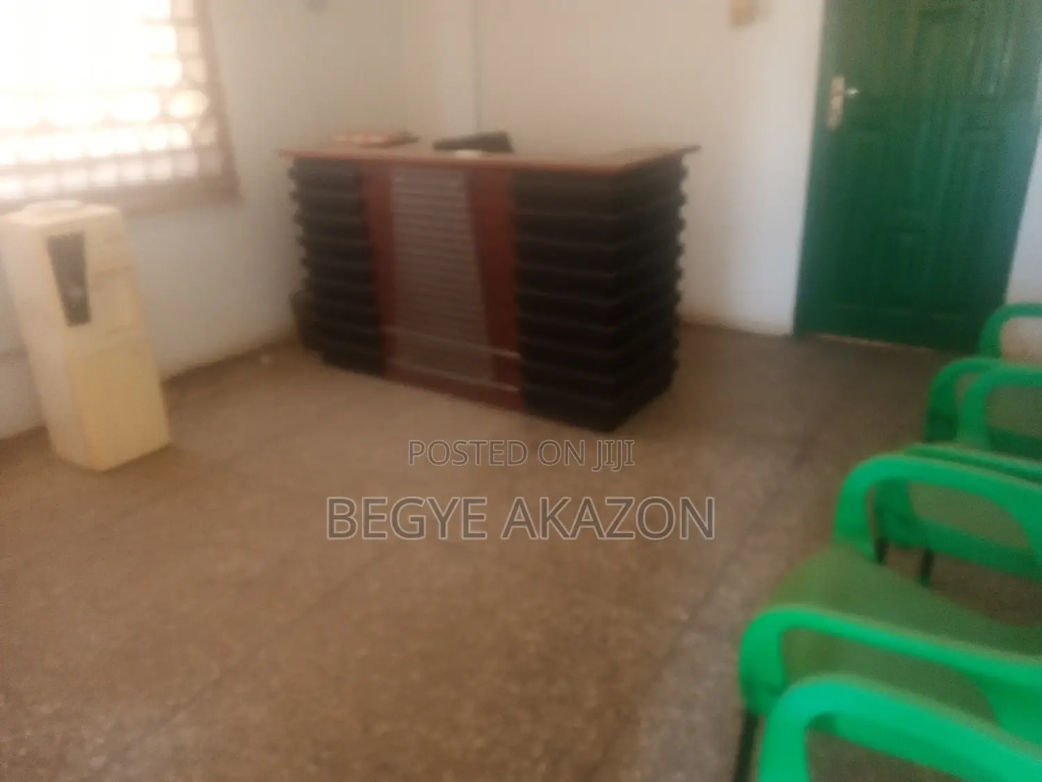 5bdrm House in Up Road Access Bank, East Legon for rent