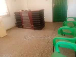 5bdrm House in Up Road Access Bank, East Legon for rent