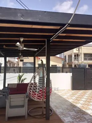 Morden Pergola