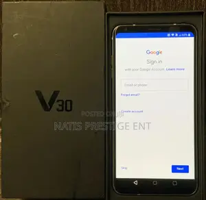 New LG V30 64 GB Black