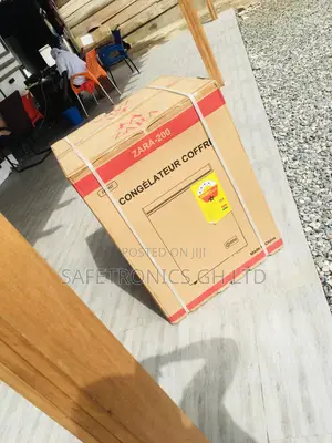  200 Zara Chest Freezer 142 Litersd 