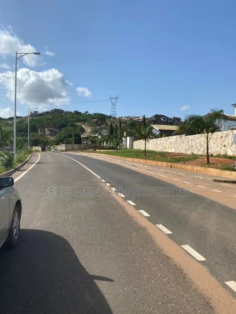 3 Plot of Land for Sale at Kwabanya