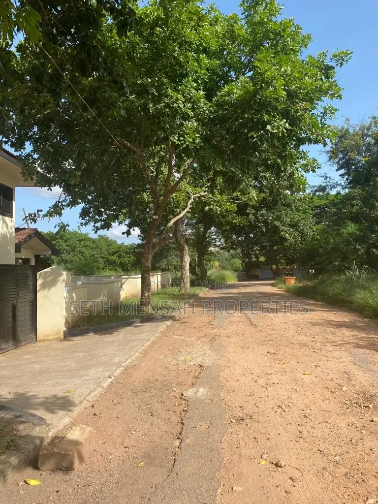 3 Plot of Land for Sale at Kwabanya