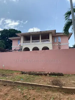5bdrm House in Dzorwulu for sale