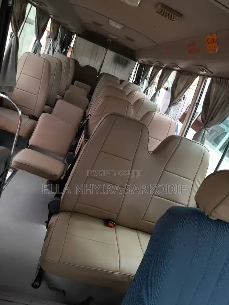 Bus Rentals for Schools
