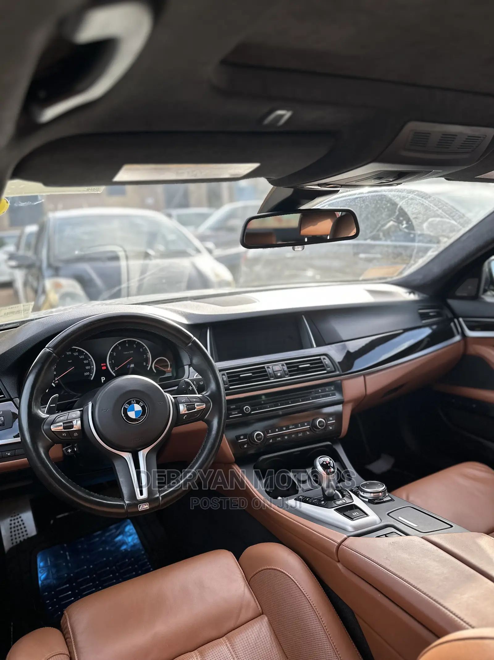 BMW M5 Base RWD 2016 Gray