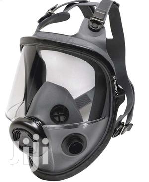 Gas Mask Honeywell