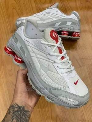 Nike Supreme