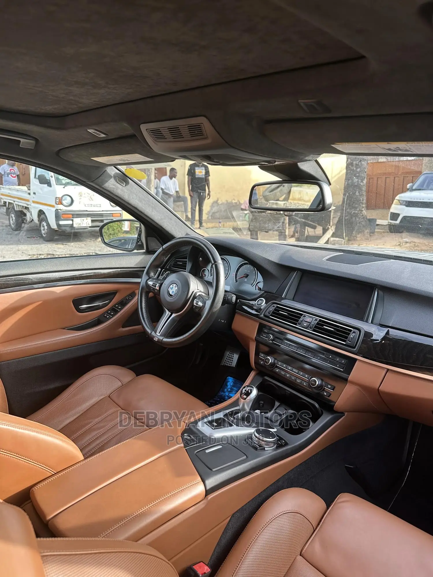 BMW M5 Base RWD 2016 Gray