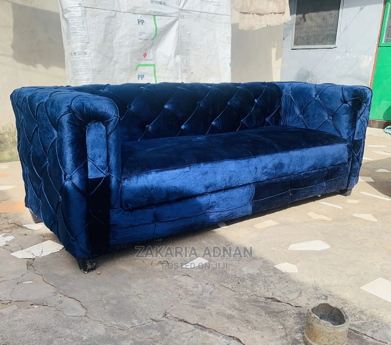 3 Seats Couch