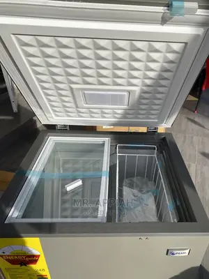 High Quality Pearl 141ltr Chest Freezer in Stock (PCF-185)