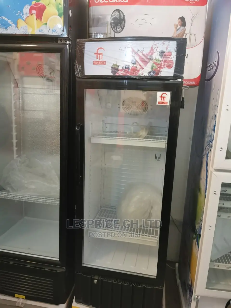 Awesome Fairmate Display Fridge 190L