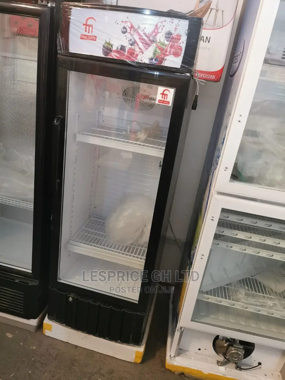 Get Fairmate Display Fridge 190L