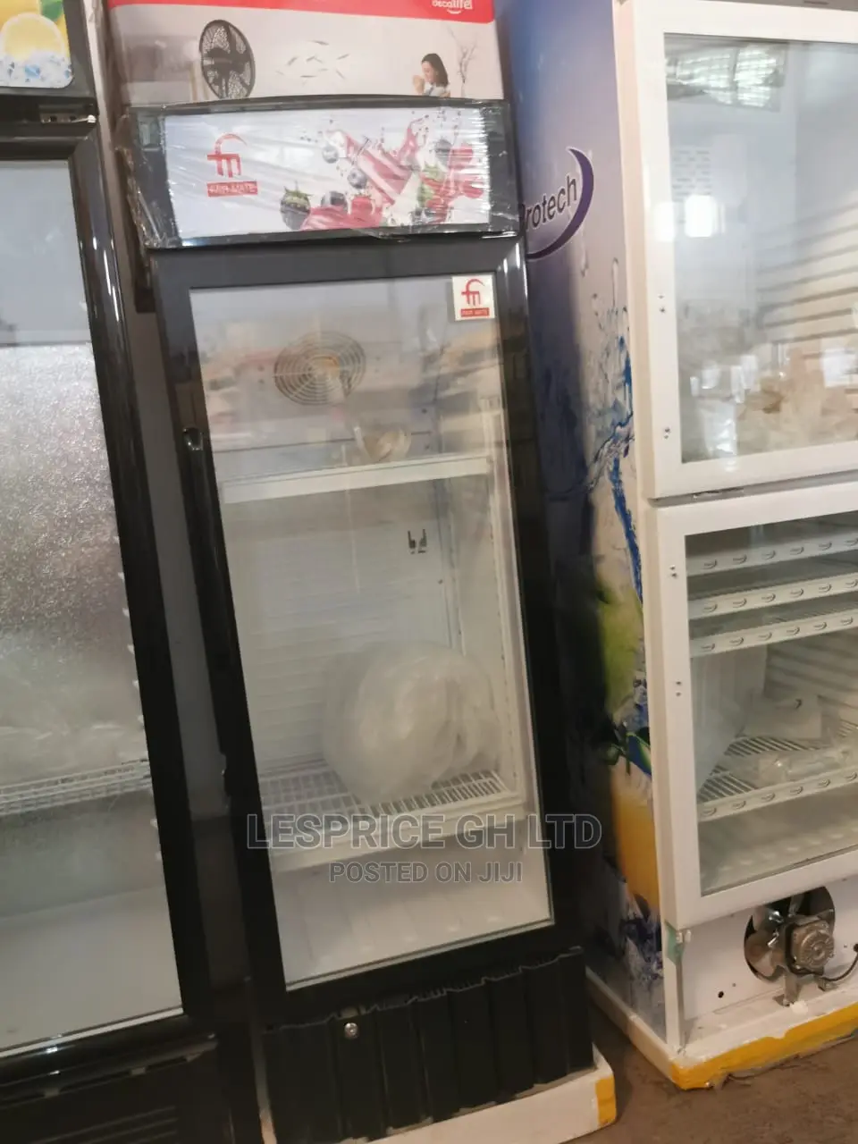 Good Looking Fairmate Display Fridge 190L