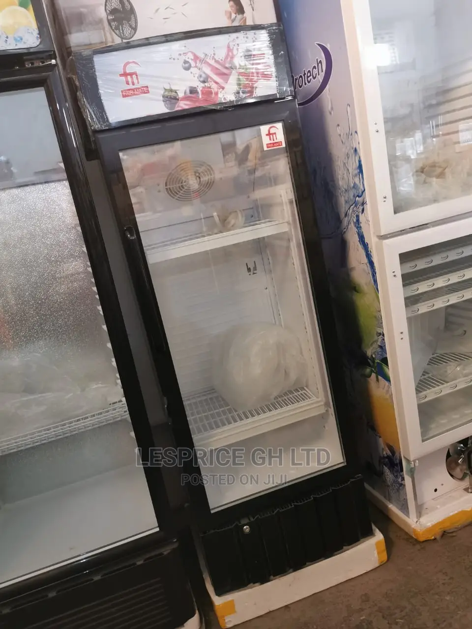 Brand New Fairmate Display Fridge 190L