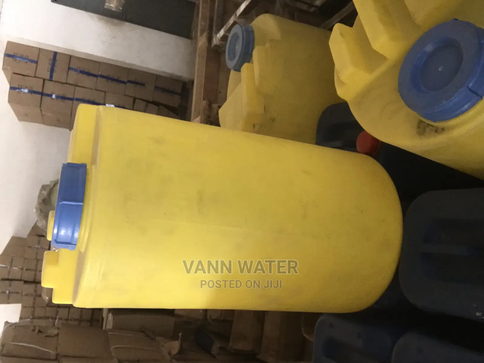 Antiscalant With a Dozen Tank and a Metering Pump
