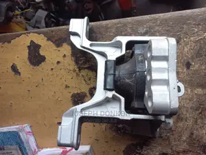 Yaris /Scion Ia Engine Seat 2016,2017,2018,2019