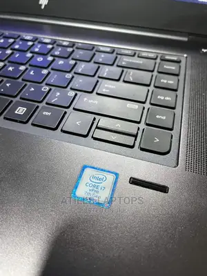 New Laptop HP ZBook 15 G4 32GB Intel Core I7 SSD 512GB