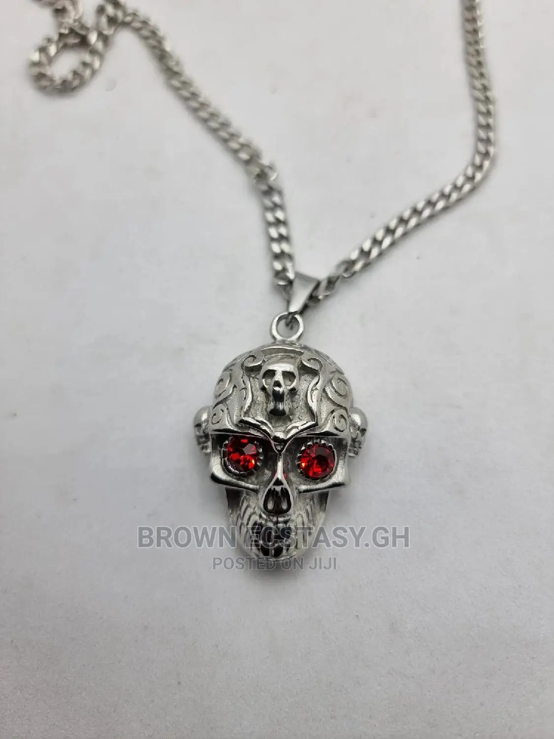 Red Eyed Skull Necklace