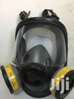 Gas Mask Honeywell