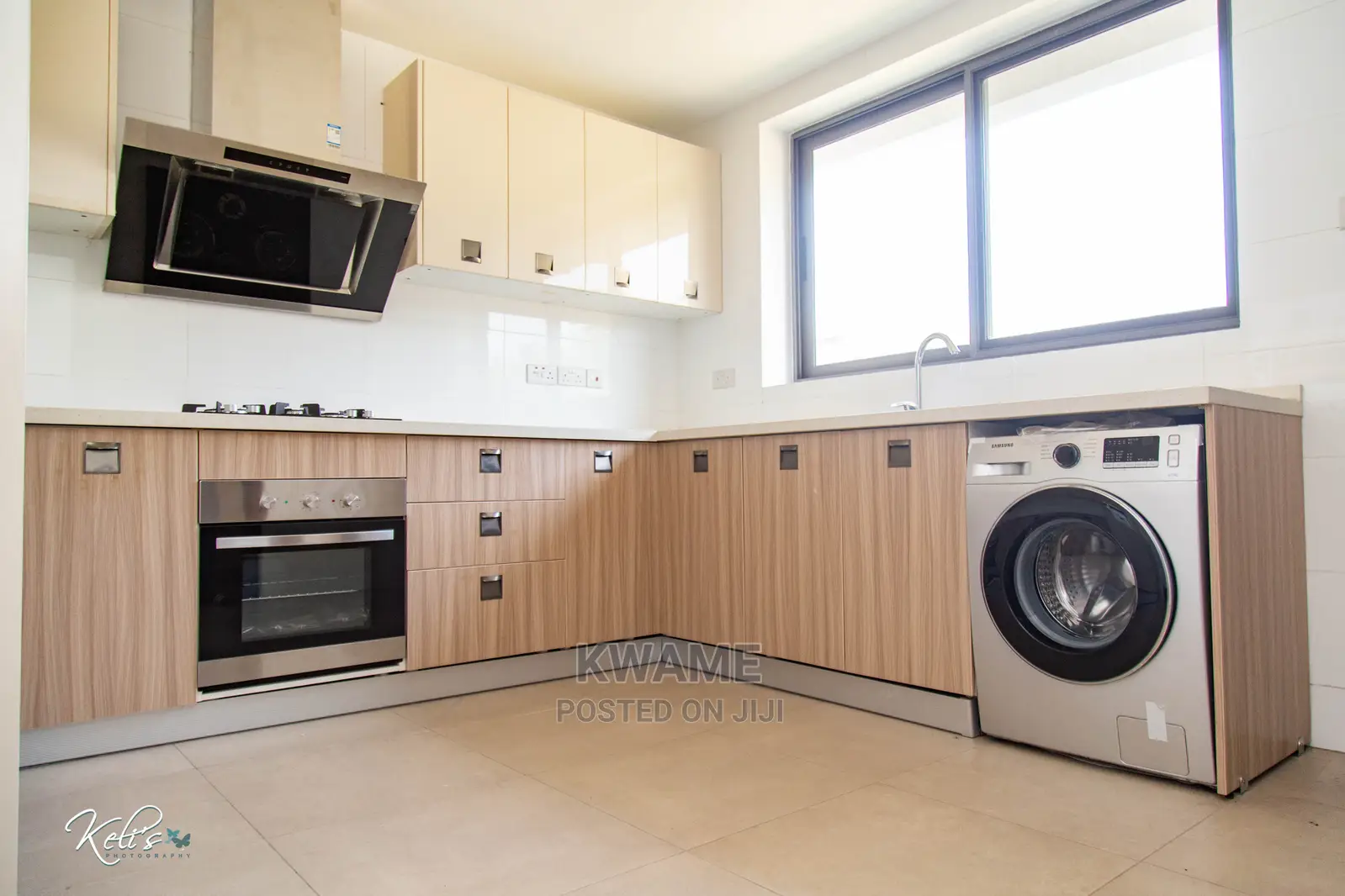 4bdrm Townhouse / Terrace in Pelikan Court, Cantonments for rent