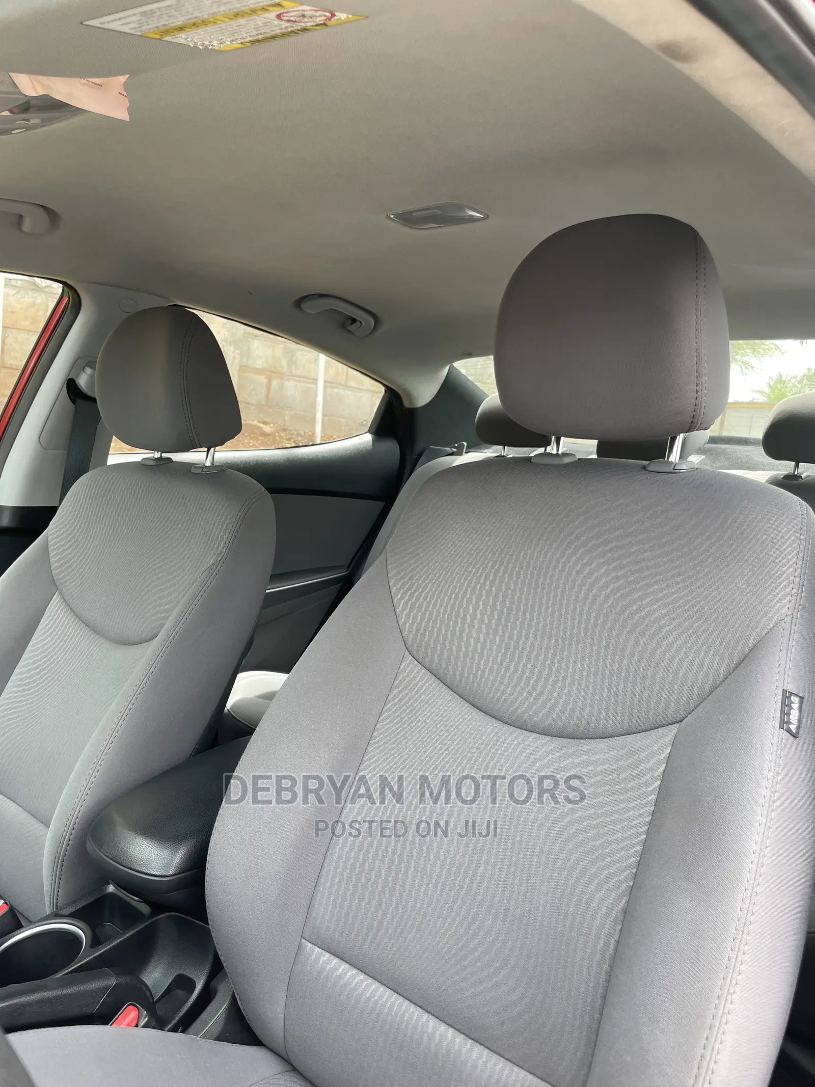 Hyundai Elantra 2016 Red