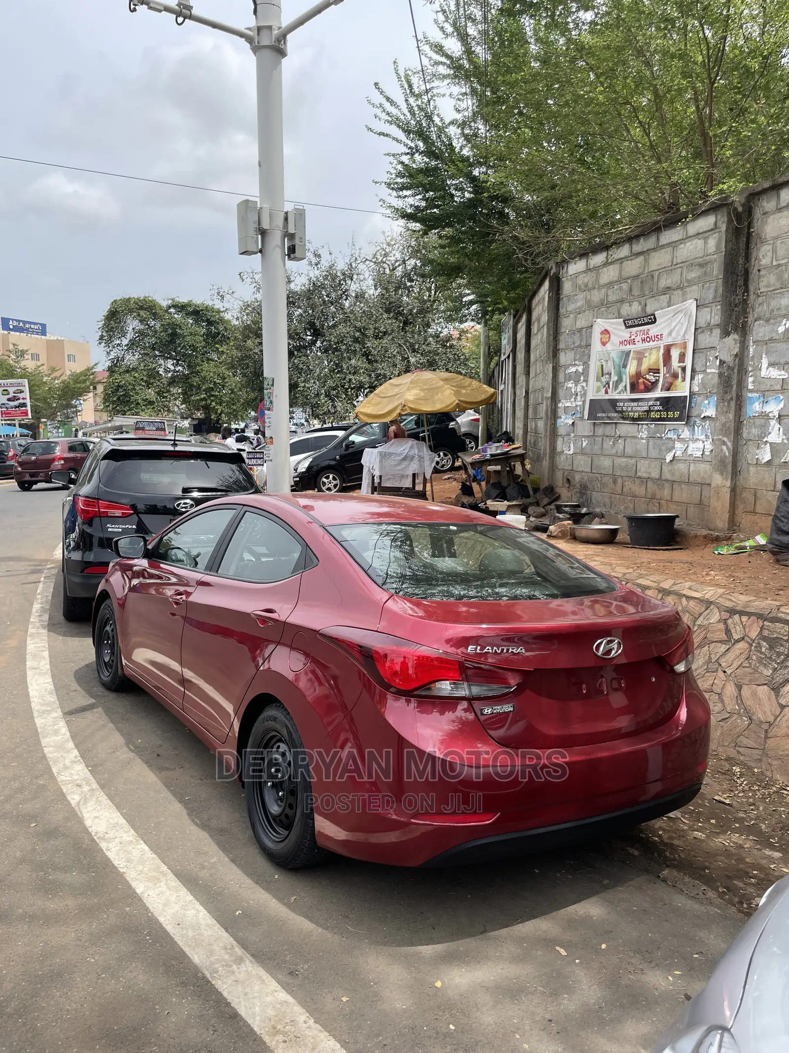 Hyundai Elantra 2016 Red