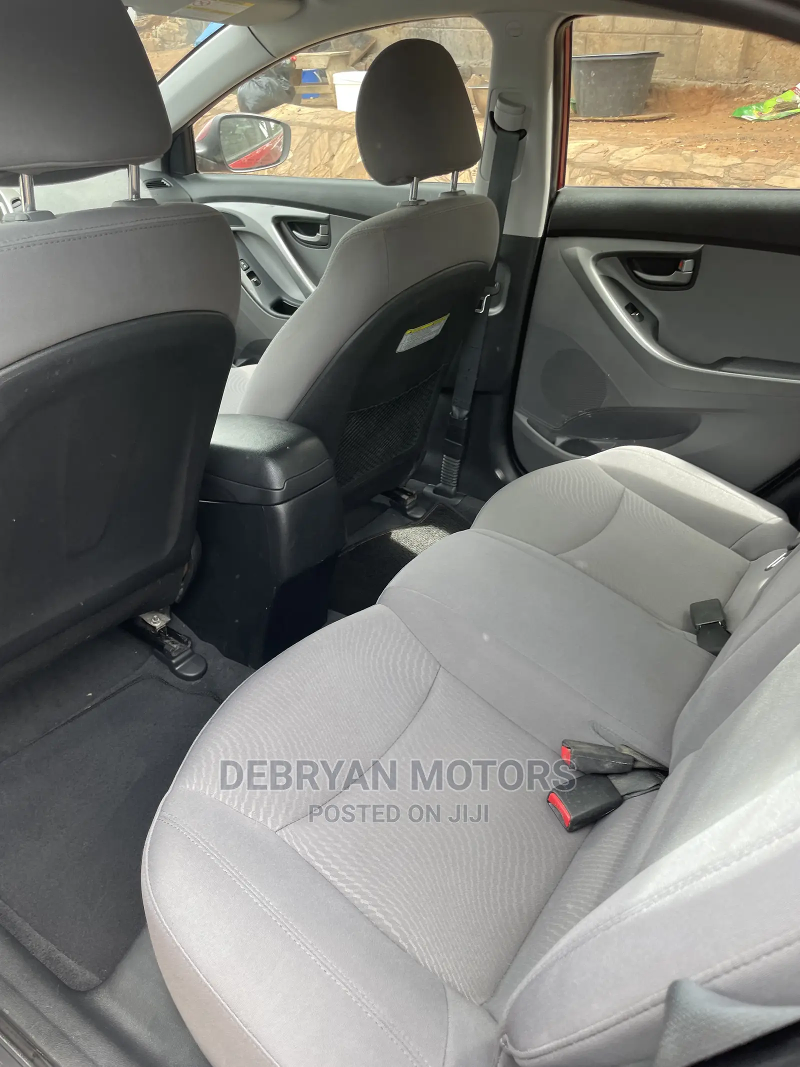 Hyundai Elantra 2016 Red
