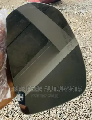 Honda HR-V Mirror Glass