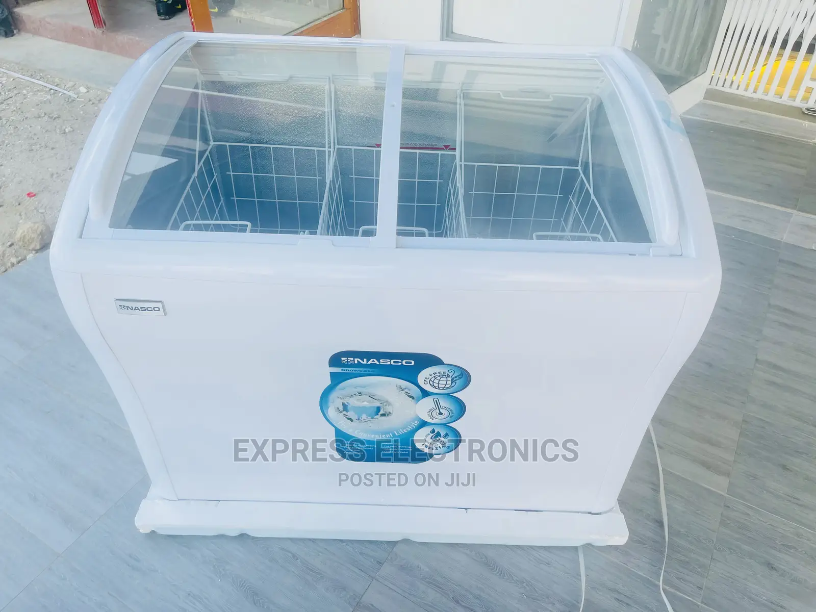 Low Noise Operation NASCO Icestream Display Fridge 350L