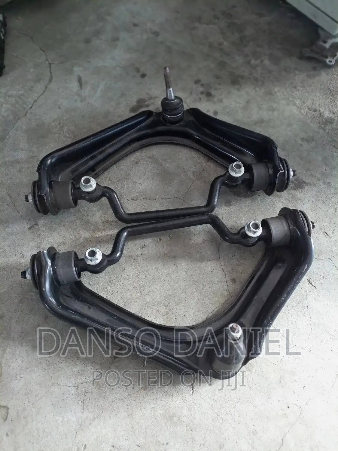 Ford Explorer 2002-2005 Upper Arm