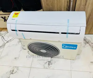 Midea Split Inverter 2.5hp White AC