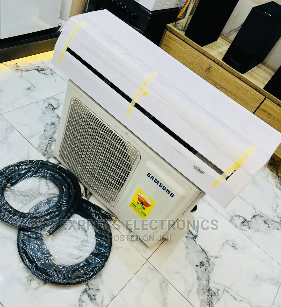 Inverter Split Samsung 2.5hp White AC AUTO DEFROSTING