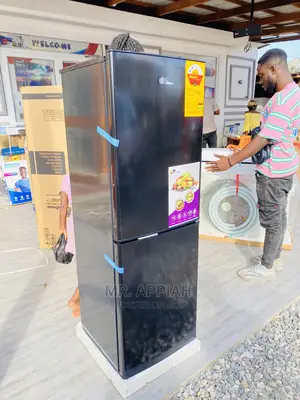 Rainbow Refrigerator With External Handle(RF-200b).
