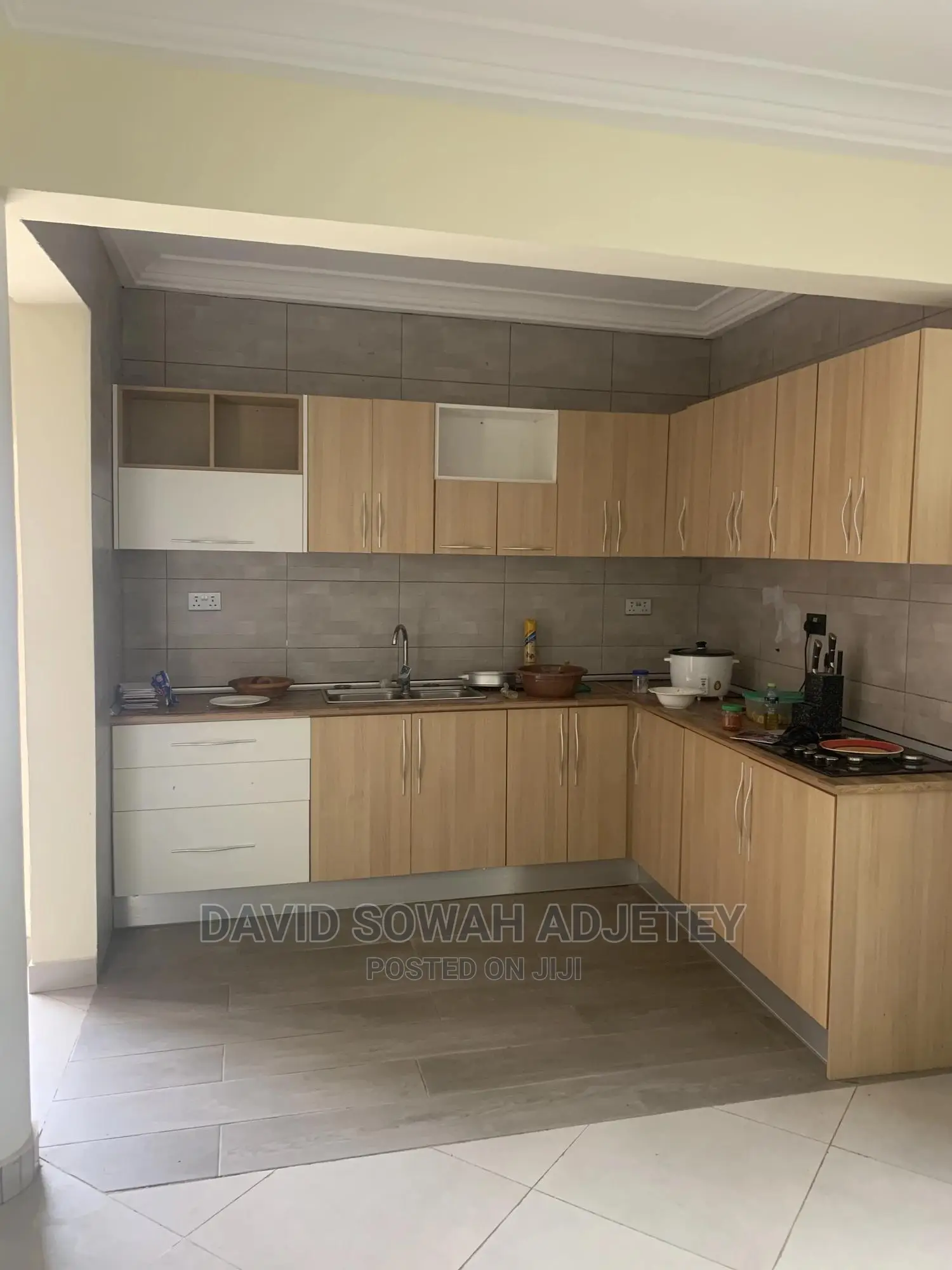 Furnished 6bdrm Apartment in East Airport for rent