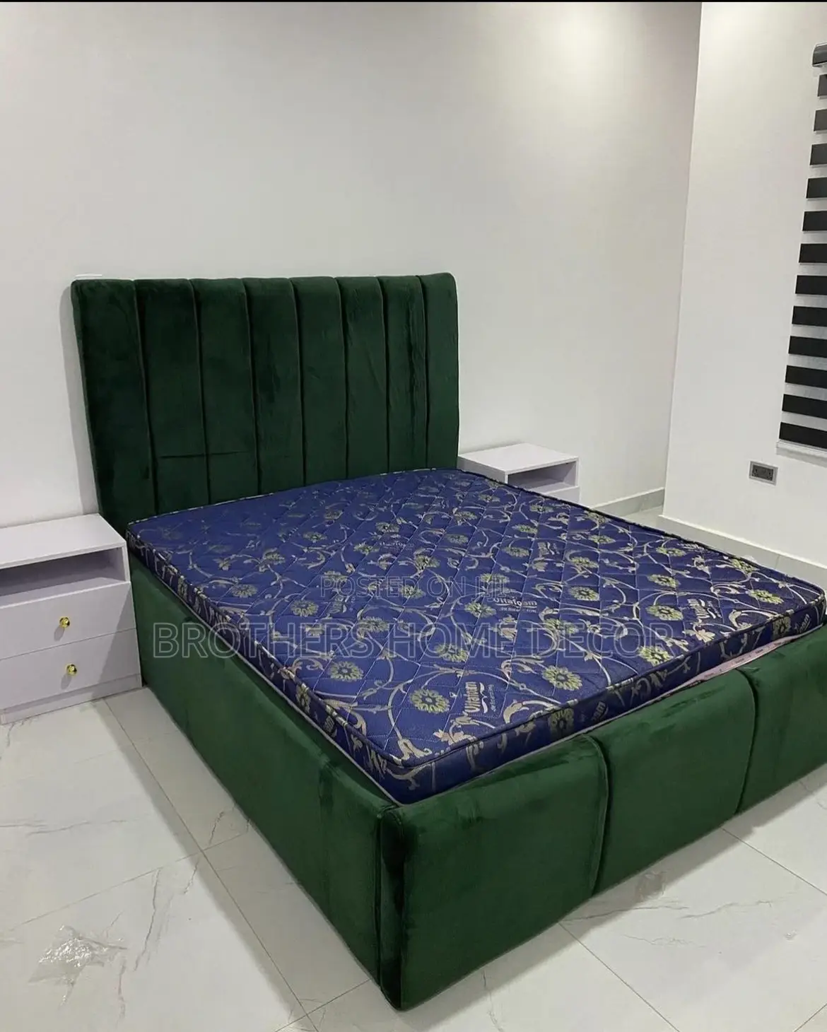 MATTRESS AND FABRIC Bedframe Queen Size 72x75
