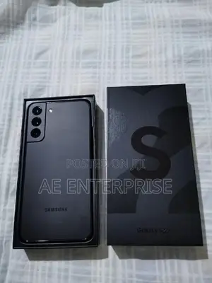 New Samsung Galaxy S22 5G 128 GB Black