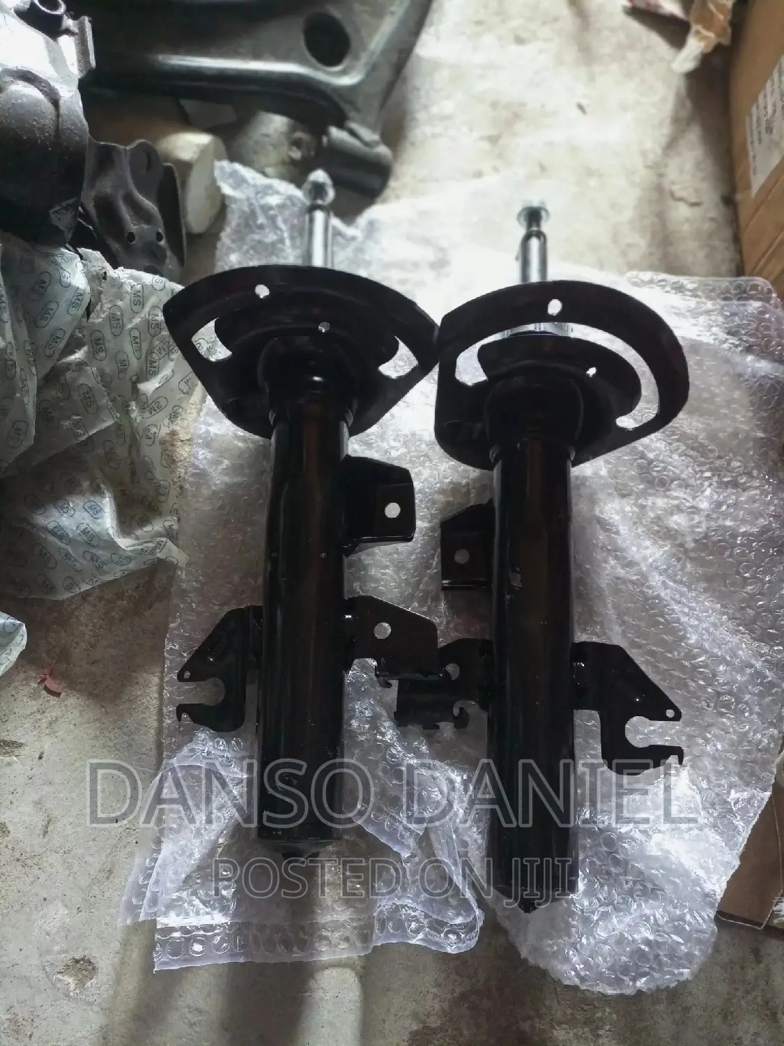 Jeep Cherokee 2014 - 2018 Front Shock Absorber