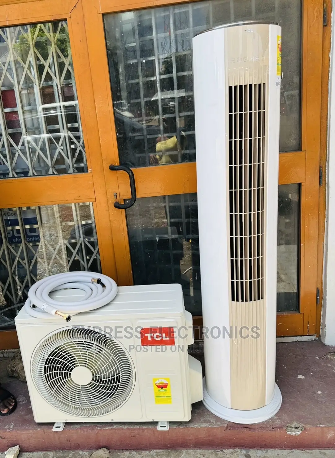 Strong Cooling and Anti Virus Split Floor AC 2.5hp TCL