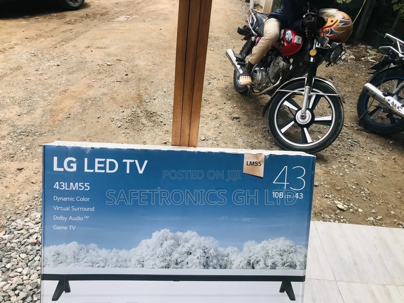 Glossy LED 43 Inches Smart Tv LM55 