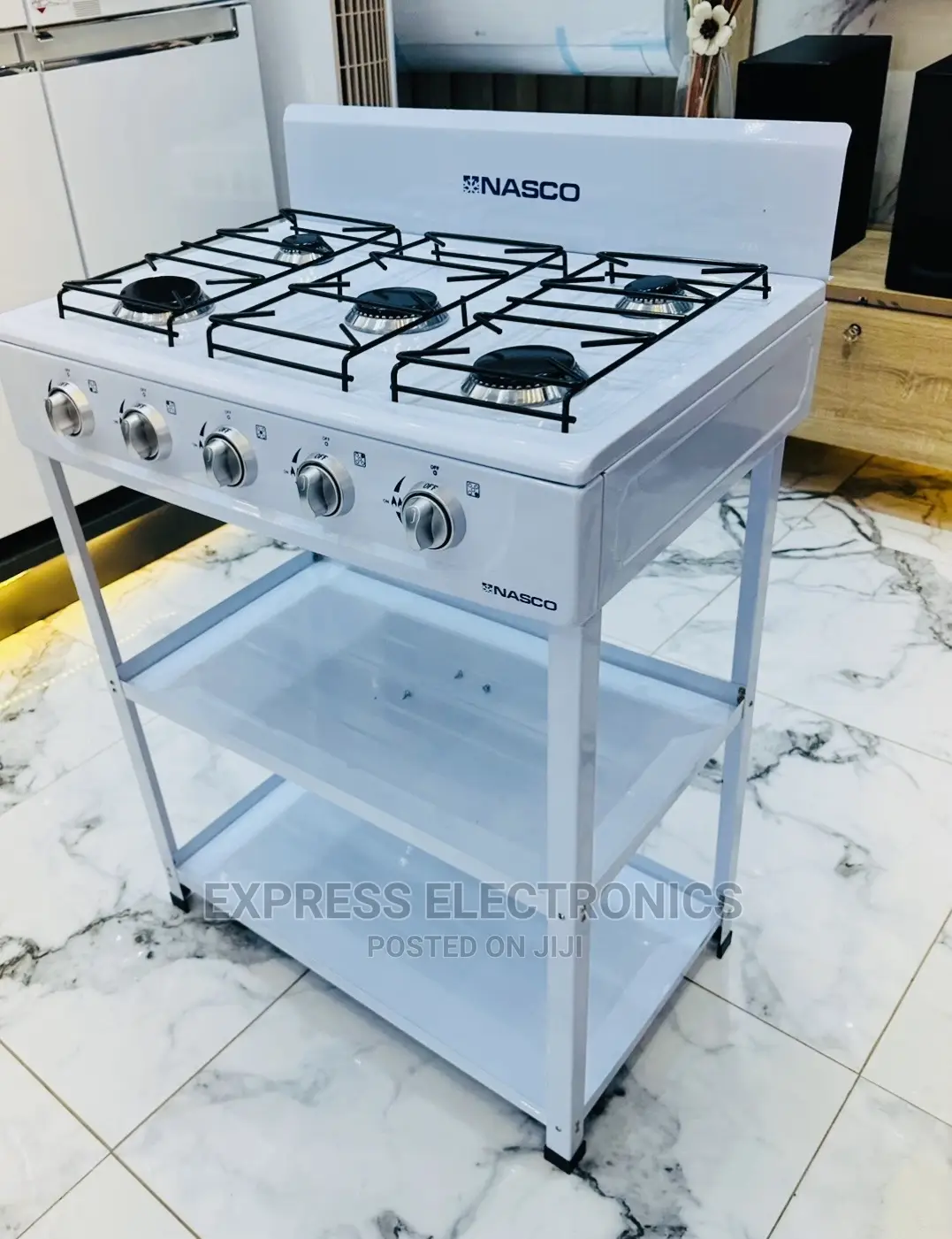Strong and White Gas Cooker With Shelves 5burner