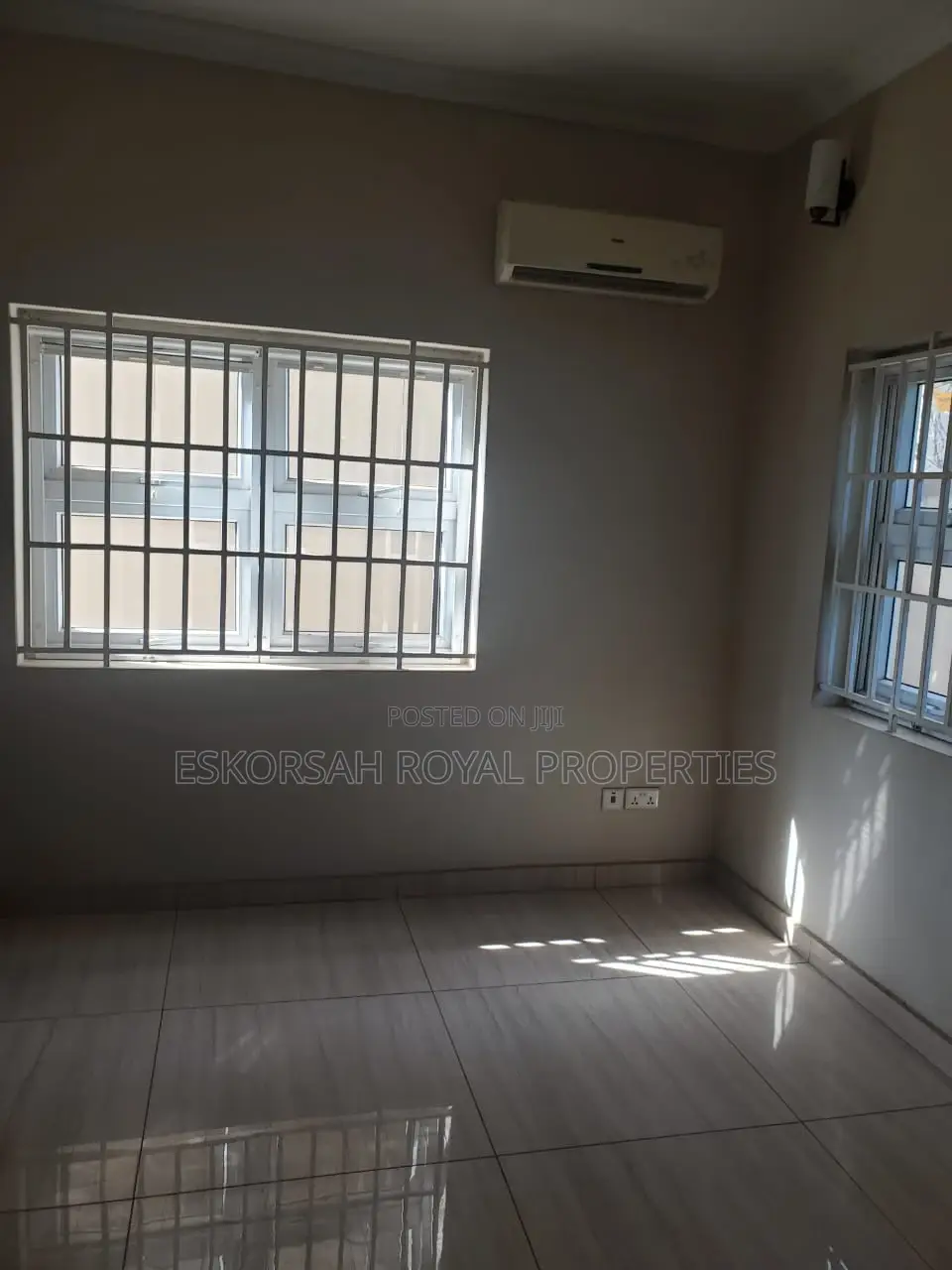 5bdrm House in East Legon, American House for rent