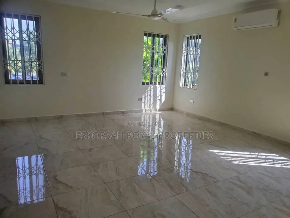 5bdrm House in East Legon, American House for rent