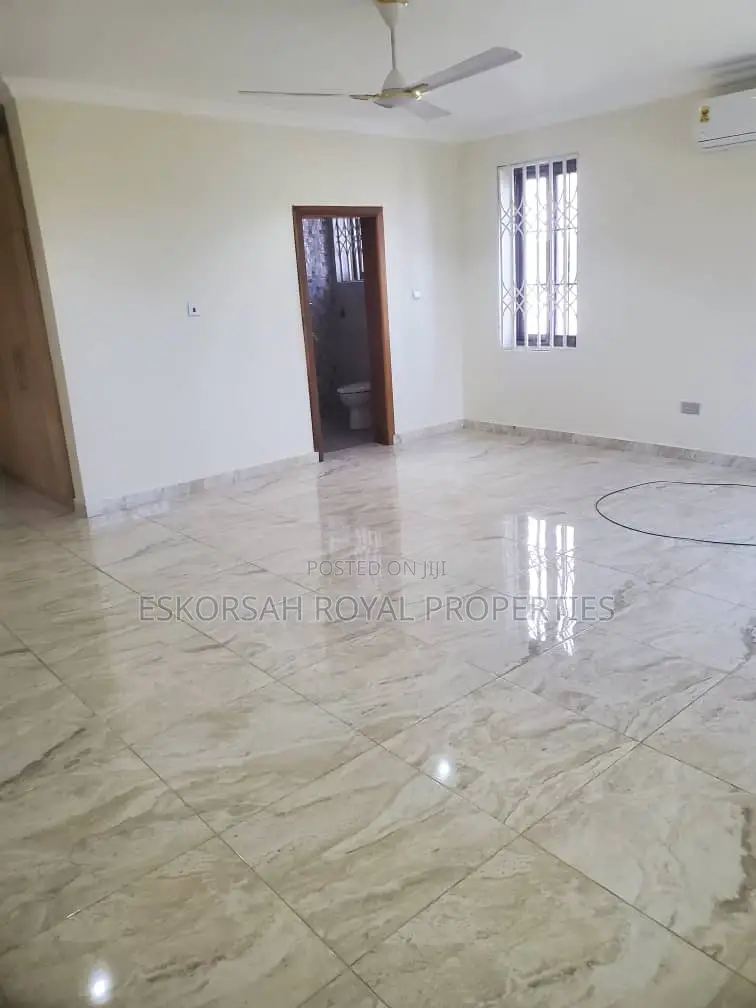 5bdrm House in East Legon, American House for rent