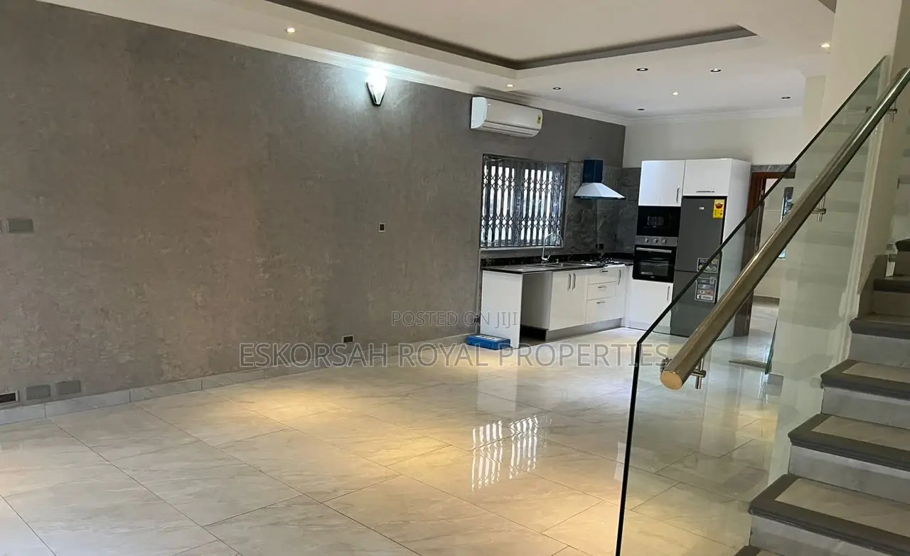 5bdrm House in East Legon, Ghana Link Area for rent